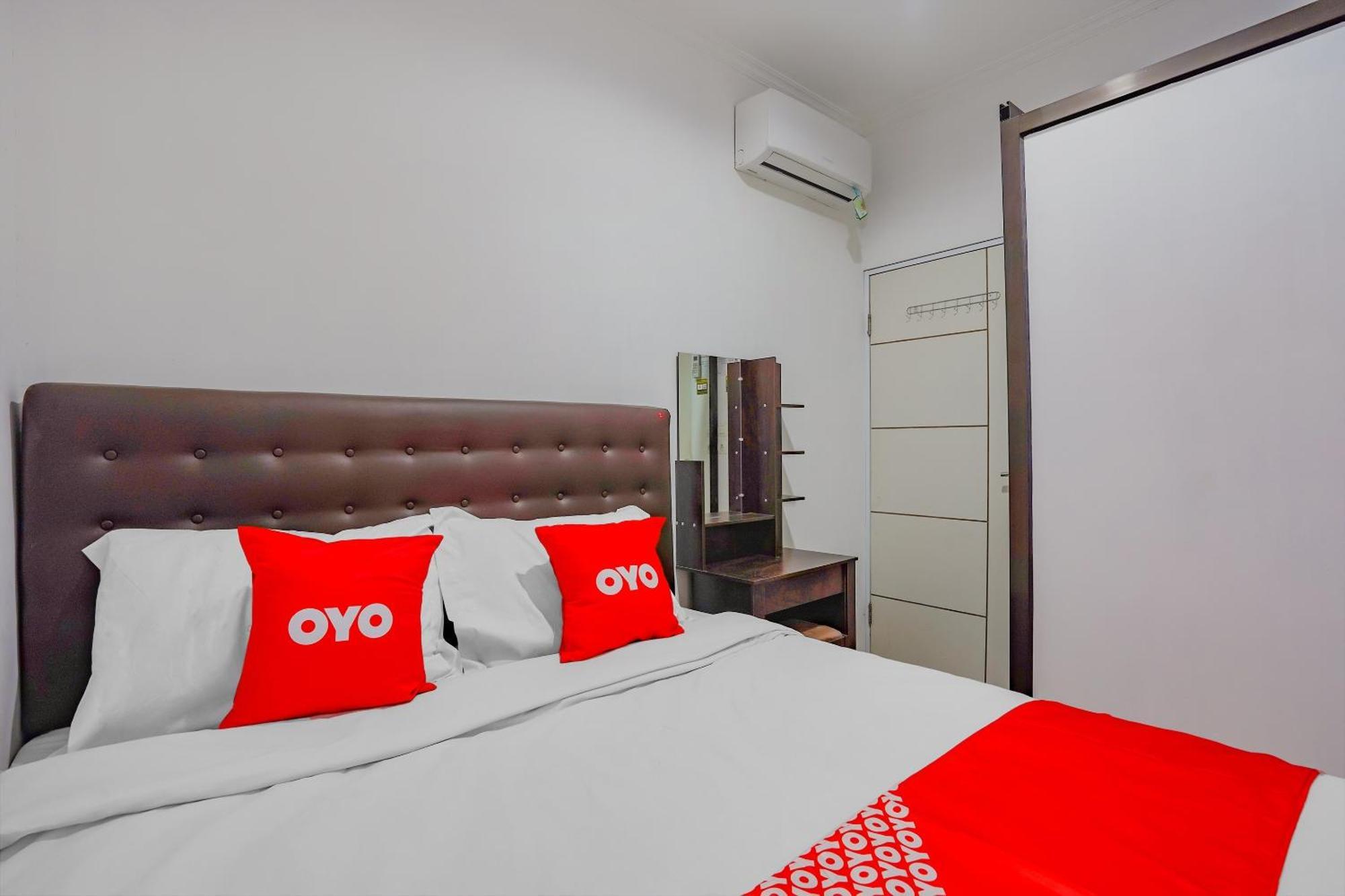 Spot On 90110 A1 Pakis Argosari Hotel Surabaya Eksteriør billede